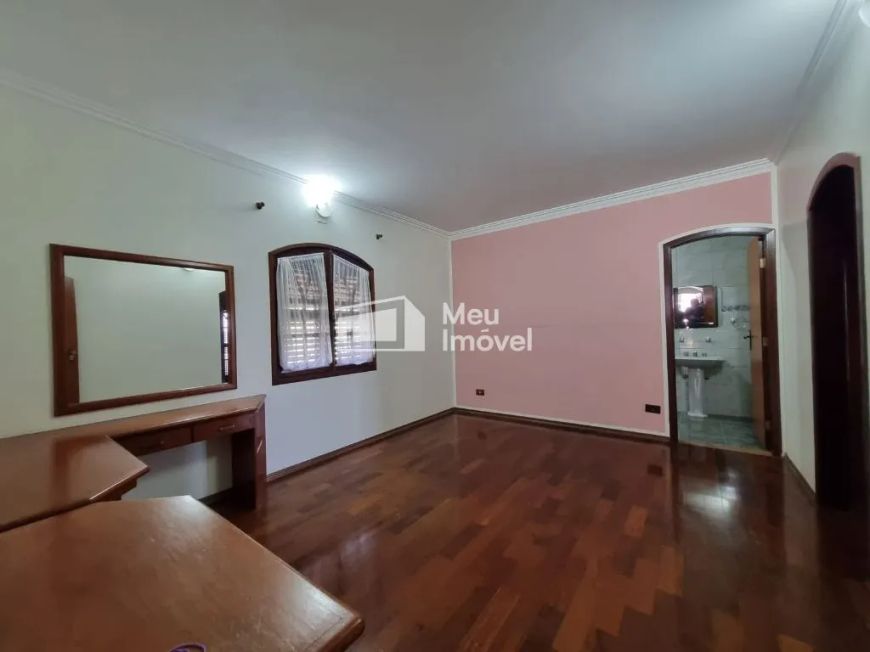LVO - Casa para venda com 310 m² com 3 quartos sendo 2 suítes - Jardim das Indústrias - SJC