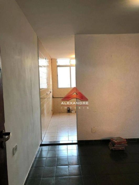 Apartamento com 2 dormitórios à venda, 47 m² por R$ 220.000,00 - Vila Tatetuba - São José dos Campos