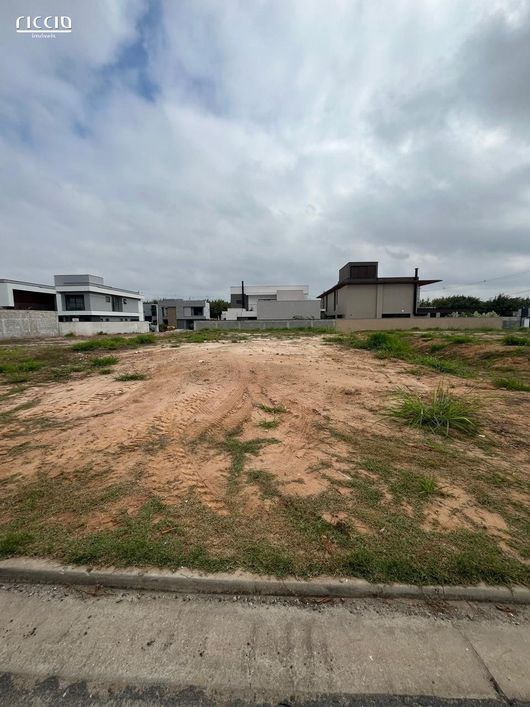 VIVANT Urbanova, lote com 451m2 bem localizado - condomínio clube