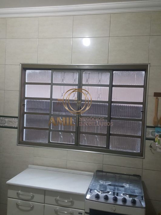 Casa / 02 dormitórios / 60m² / Jardim Santa Inês I / São José dos Campos