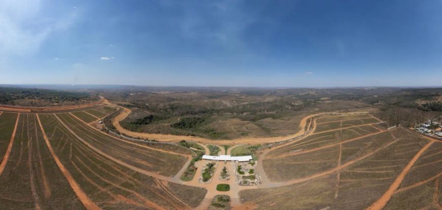 Lote para venda com 685 metros quadrados em Paranoá - Brasília - DF
