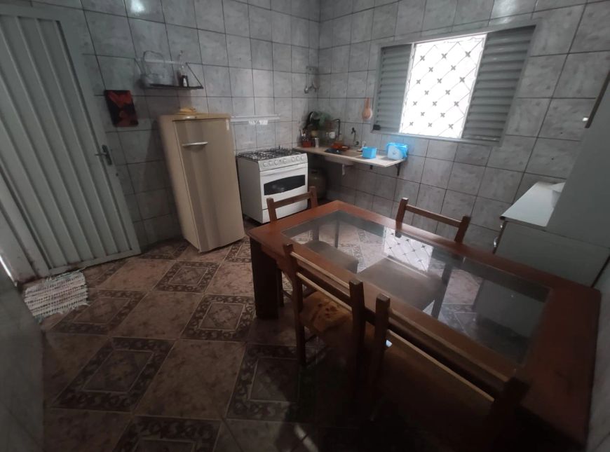 Vendo ótima casa na segunda rua do jardim roriz