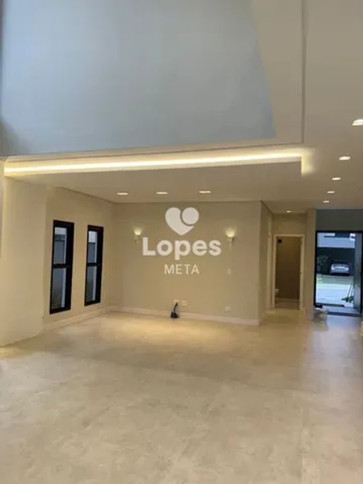 CASA A VENDA, CONDOMINIO FECHADO, JARDIM DO GOLFE II, 4 SUÍTES E 4 VAGAS DE GARAGEM, SJC/SP