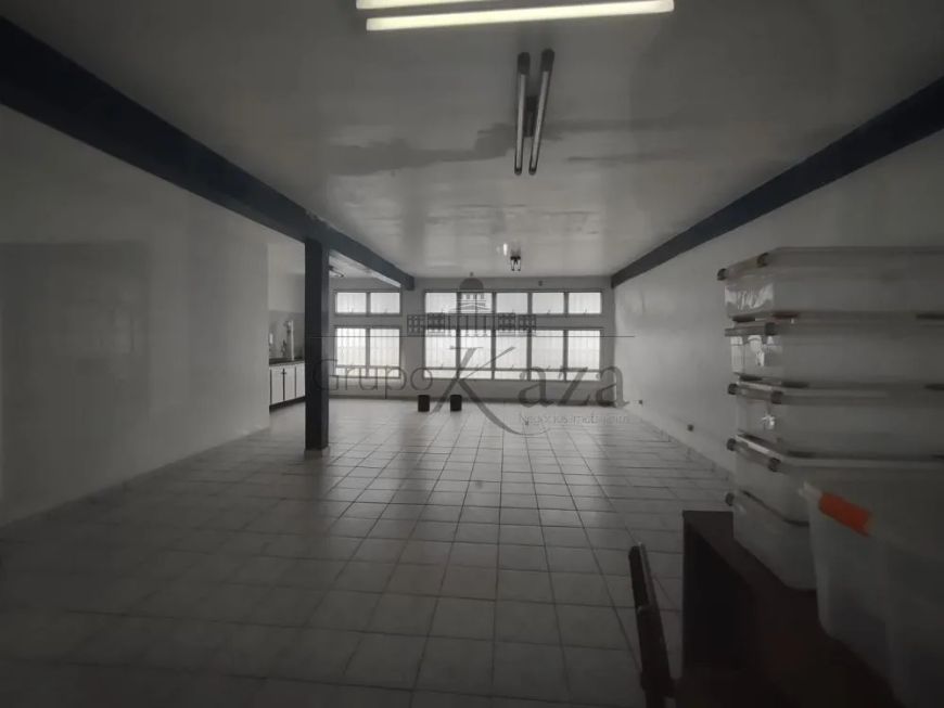 Galpão - Chácaras Reunidas - 750m².