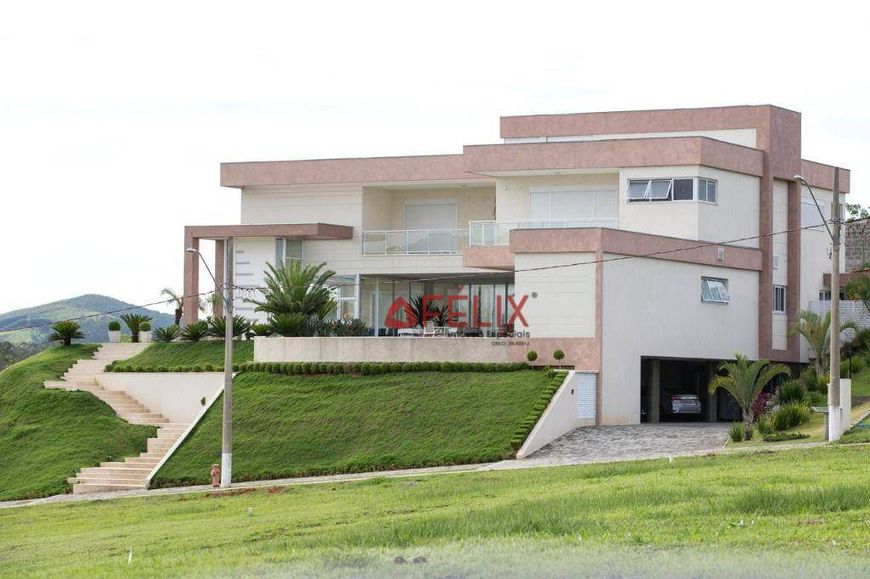 Sobrado Luxuoso com Design Impecável com 5 Suítes à venda, 1180 m² por R$ 8.800.000 - Condomínio Res