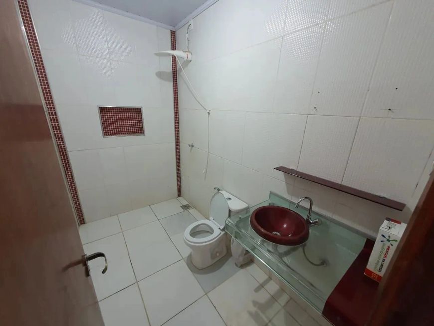 Vendo Linda Casa na QNM 40 da M norte