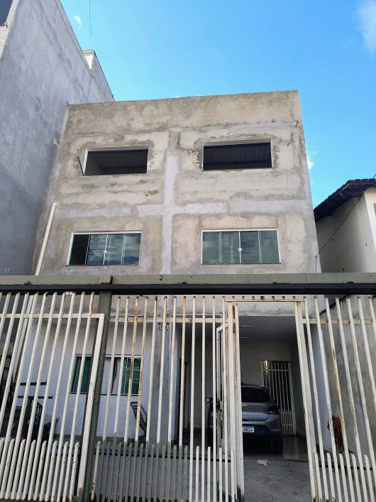 RIACHO FUNDO 1, QS 12 CASA 5 QTS 2 SUITES, LT 150M2, ESCRITURADA, 840MIL AC IMOVEL, ( FASE DE ACAB)