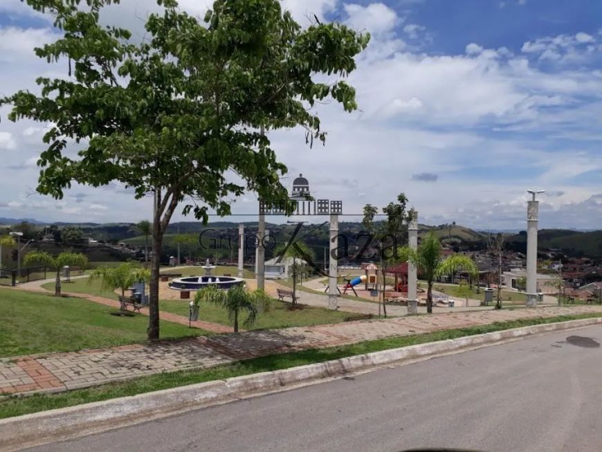 Excelente terreno no Condomínio Portal Mantiqueira - Zona Norte - 252m²