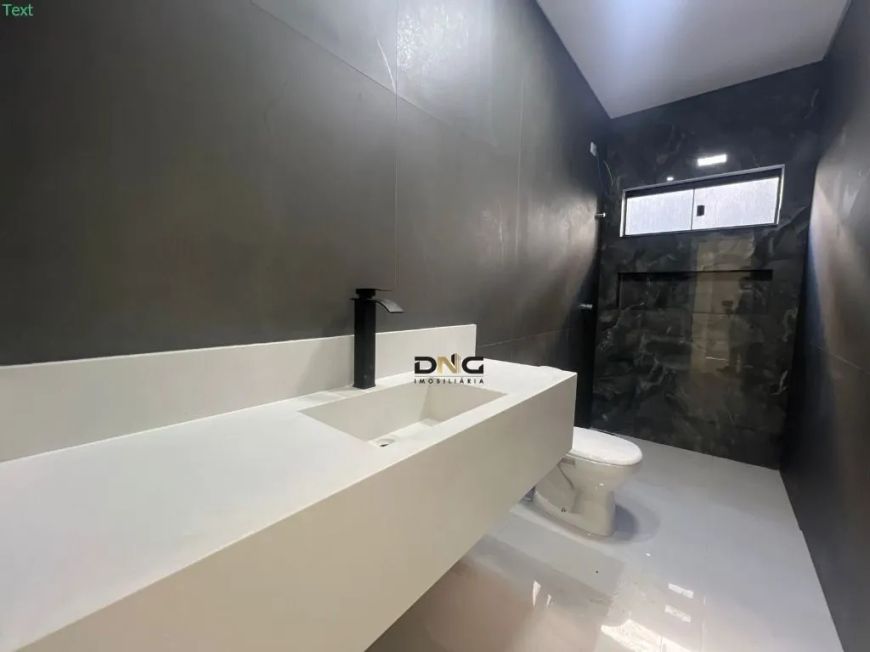CASA MODERNA PRÓXIMO AO PARK WAY