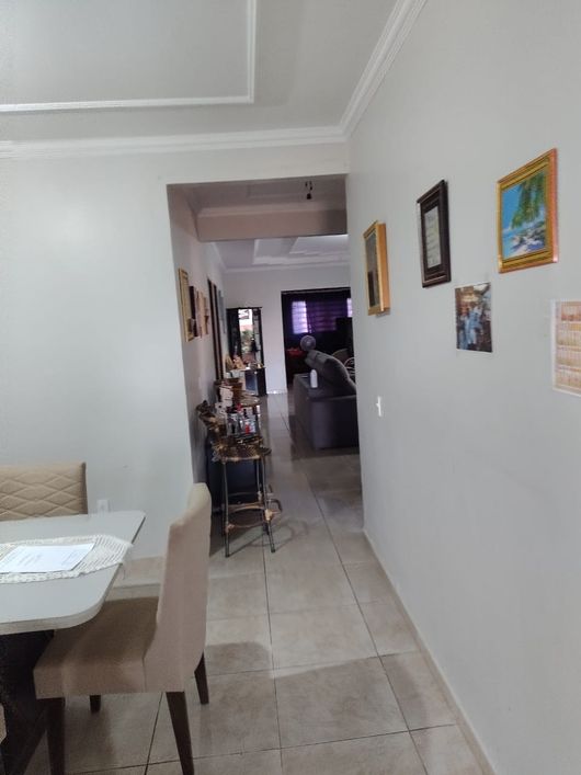 Casa de condomínio sobrado para venda possui 600 metros quadrados com 6 quartos