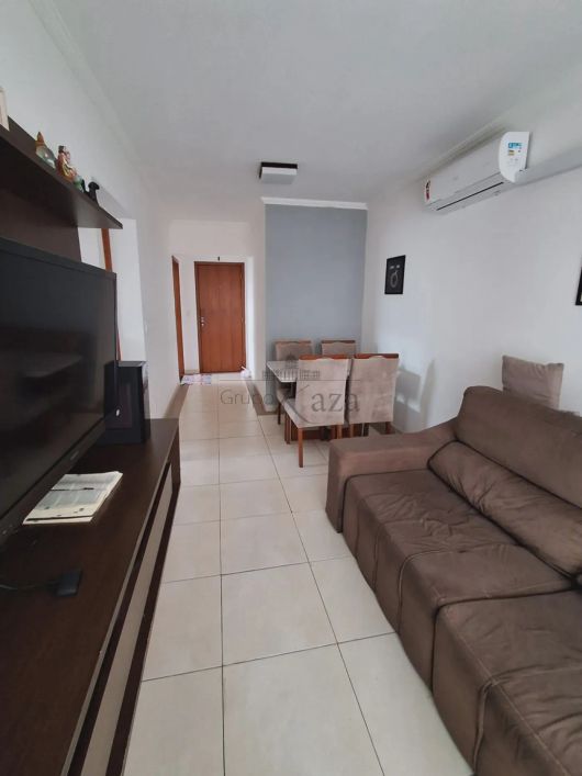 Imóvel para venda possui 62 metros quadrados com 2 quartos