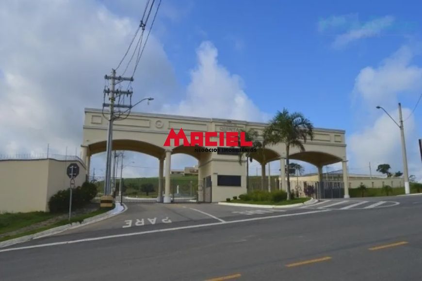 Lote de terreno no Residencial Altos da Quinta
