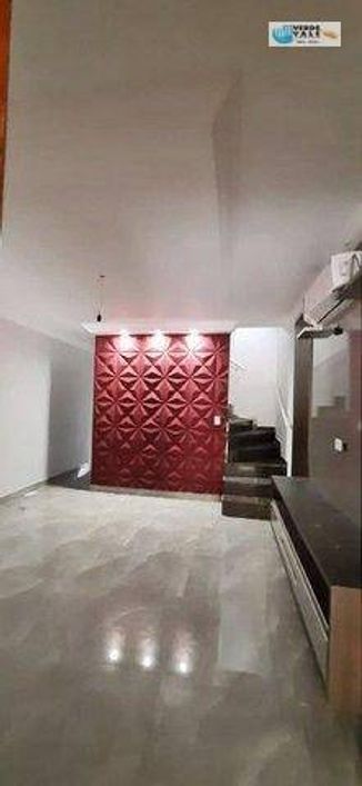 Sobrado com 5 dormitórios à venda, 160 m² por R$ 745.000,00 - Portal dos Pássaros - São José dos Cam
