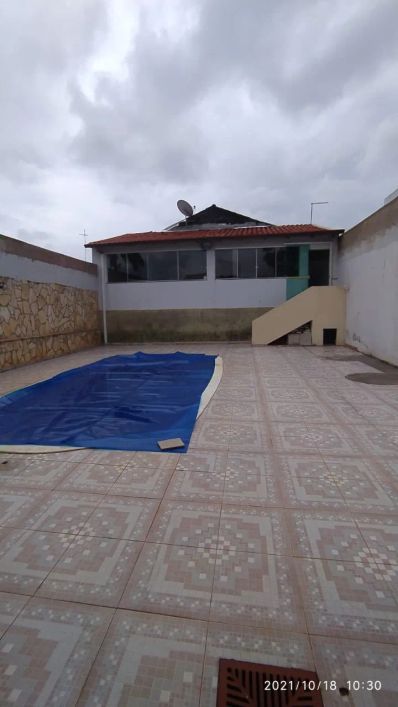 VENDO CASA 4 QTS QSC 12 em Taguatinga Norte - Brasília - DF