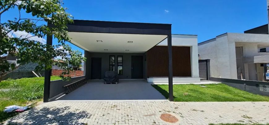 Casa de 165mts² 3 suites e Ar condicionado Central no condomínio no aruanã/Floresta
