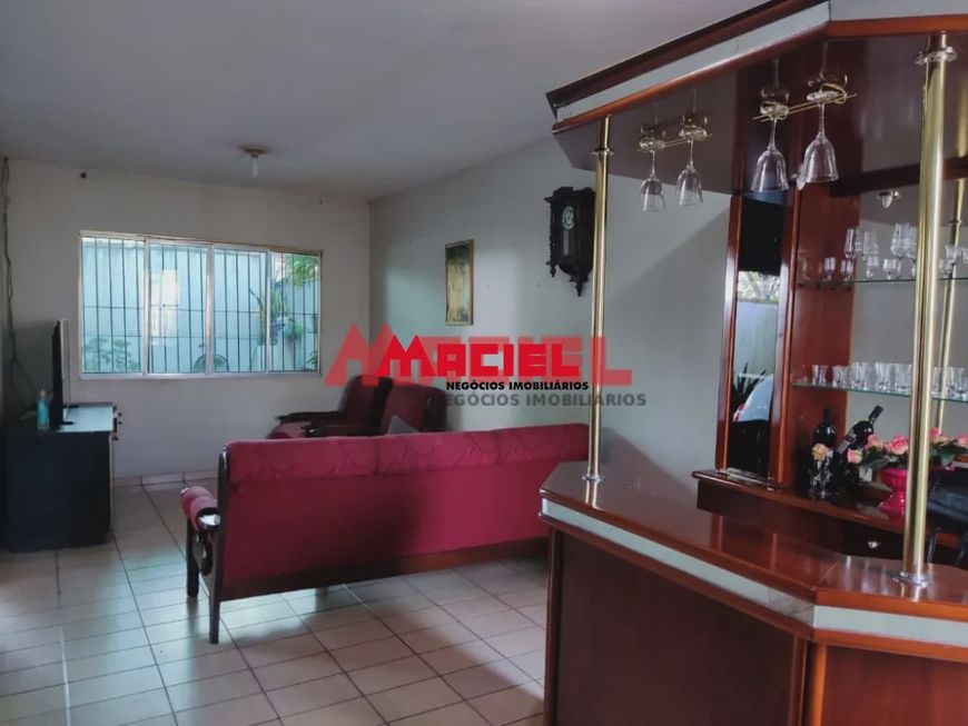 Casa Padrão em Sao Jose dos Campos