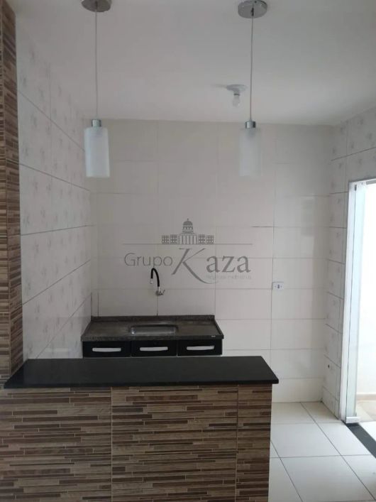 Casa Condomínio - Chácaras Pousada do Vale - Residencial Duda Diniz - 2 Dormitórios - 90m².