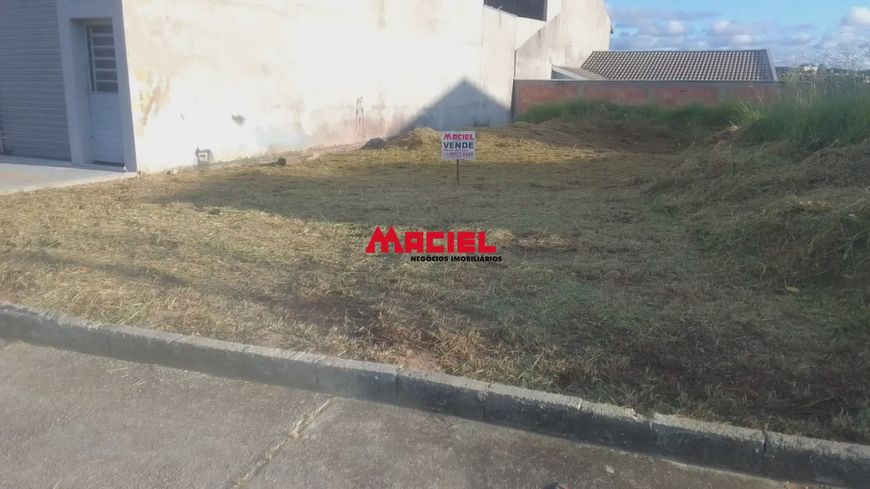 Terreno Misto no Centro do Bairro Santa Júlia
