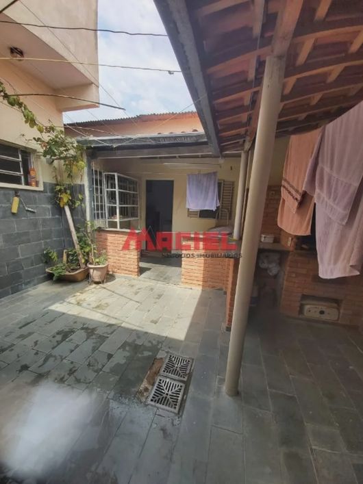Casa Padrão em Sao Jose dos Campos