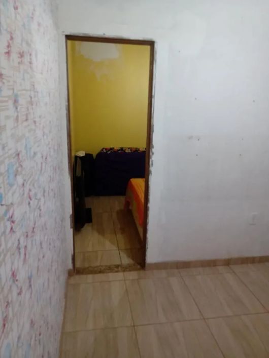 Casa á Venda Av Ponte Alta Norte Condomínio Califórnia.