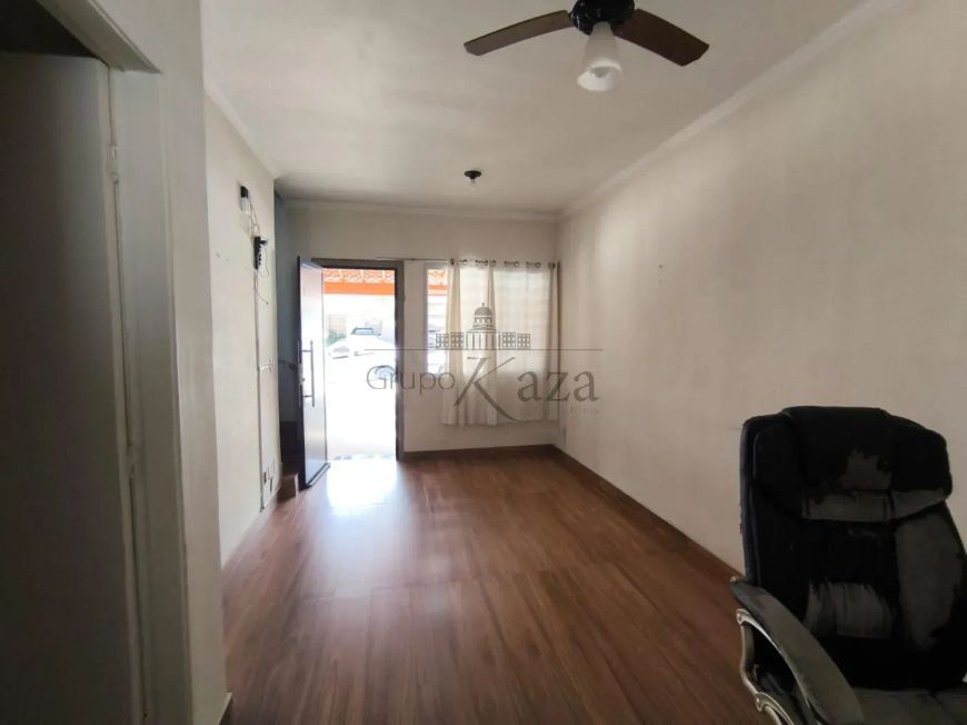 Oportunidade - Casa - Condomínio Residencial Campo Belo - Residencial Campo Belo - 2 Dormitórios - 5