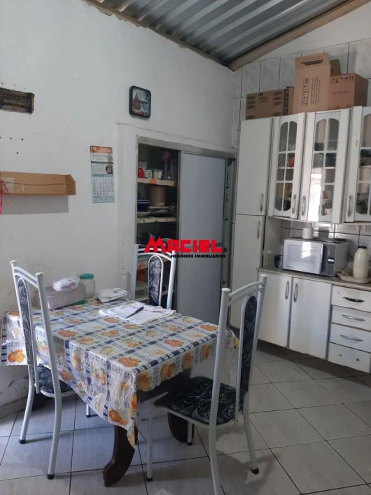 Excelente localização próximo área comercial,super mercados ,correios,hospital municipal