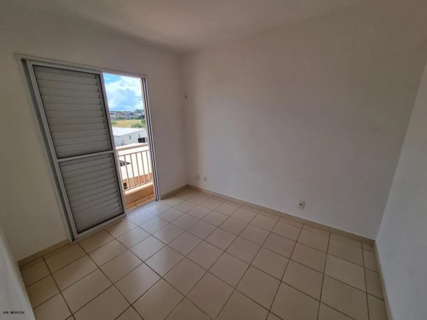 Apartamento para Venda em Brasília, Taguatinga Norte (Taguatinga), 2 dormitórios, 1 banheiro, 1 vaga