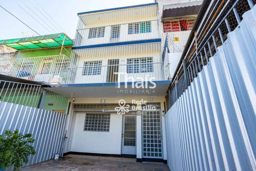 CSE 5 - Prédio à venda com 4 apartamentos e 2 kitnets - aceita Propostas!!!
