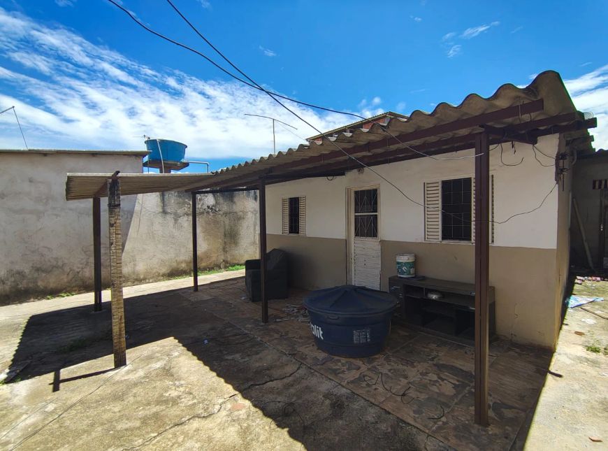 2 Casas no Arapoanga com 250m² / Próximo a Capemi