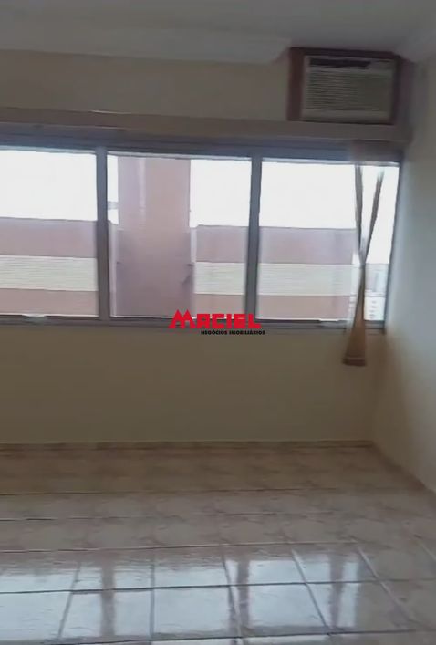 SALA ED VIP CENTER COM GARAGEM