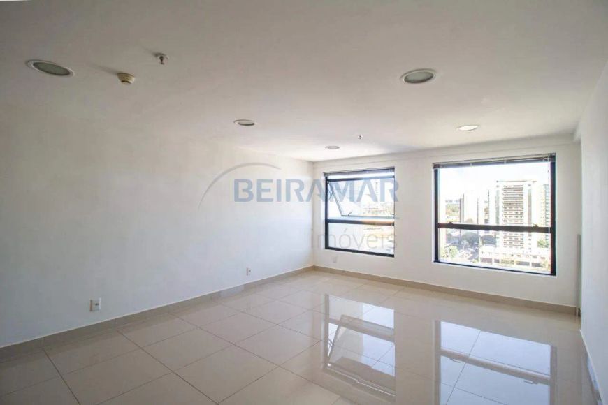 Sala Comercial, andar alto à Venda no Executive Office Tower - SHN QD 2