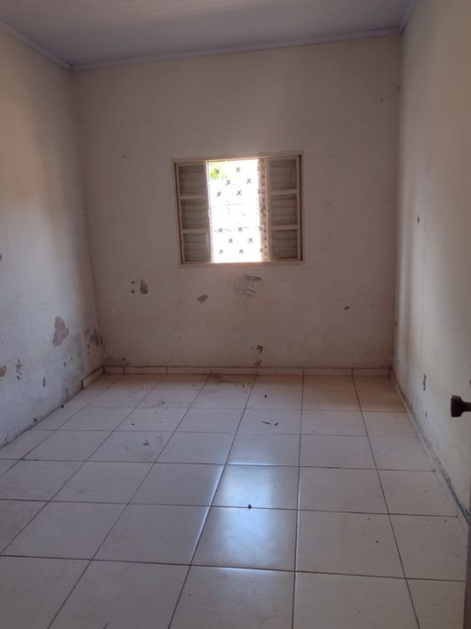 Casa no Mestre D'armas, próximo ao depósito de bebidas Amaral, 250.000