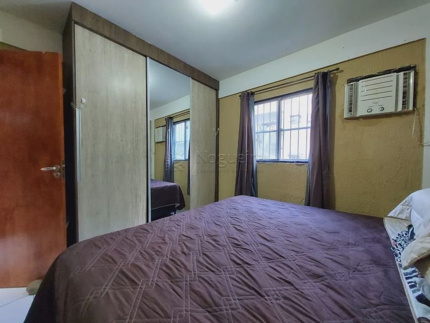 Imóvel para venda possui 71 metros quadrados com 3 quartos em Candeias