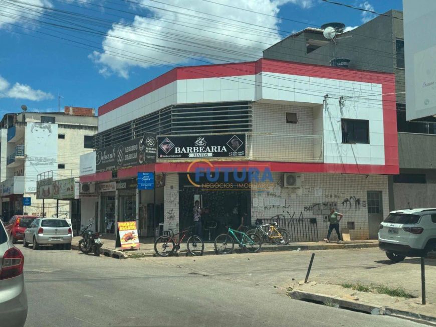 Predio com 2 PAV, na Vila Estrutural
