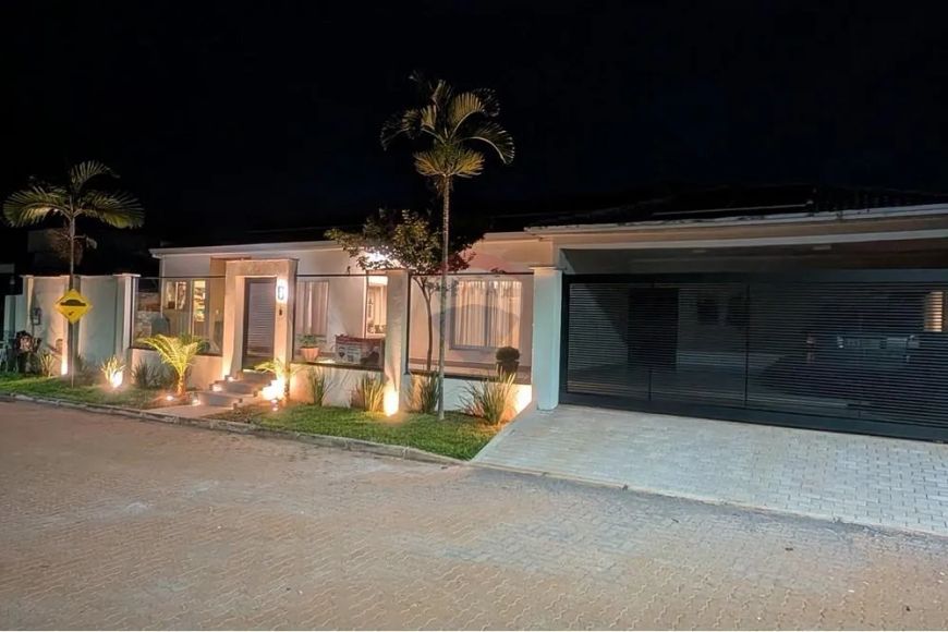 Casa terrea alto padrao piscina cond Estancia Quintas da Alvorada