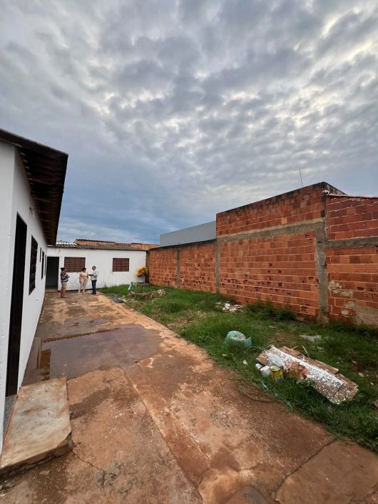 Lote com duas casa para venda 200 metros quadrados