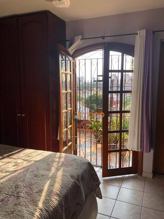 Sobrado com 4 dormitórios à venda, 241 m² por R$ 650.000,00 - Vila Maria Luisa - São Paulo/SP