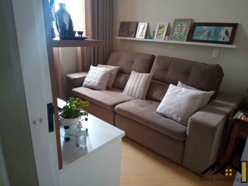 Apartamento de 3 Dormitórios à Venda - Vila Gomes Cardim