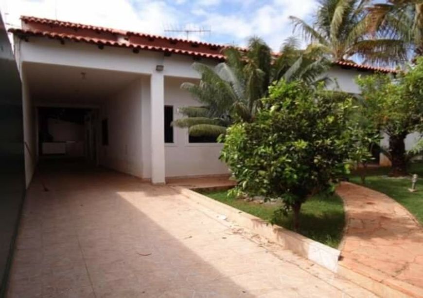 Casa a Venda no Condomínio Serra Azul 3 quartos sendo 1 suíte