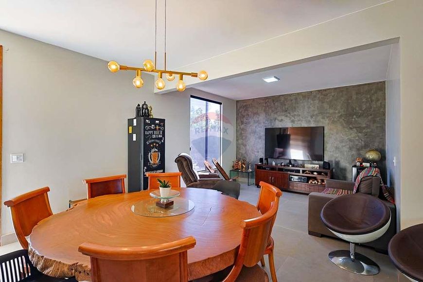 Vendo casa Térrea 03 Quartos 350 m² área útil jardim botânico