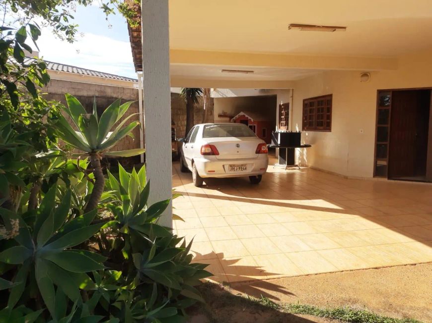 Casa para Venda, Vicente Pires, 4 dormitórios, 1 suíte, 4 banheiros, 8 vagas