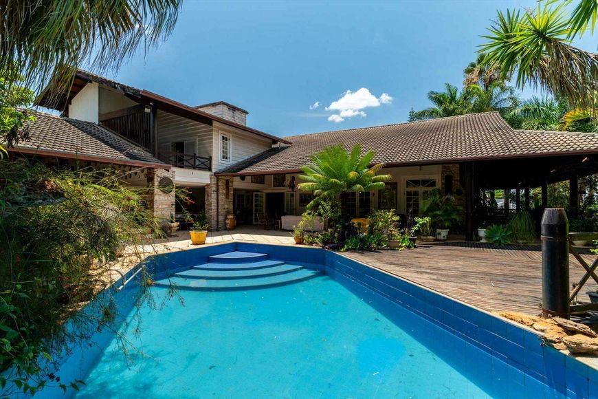 Imobiliária Jardim Botânico -Casa Jardim Botânico à venda