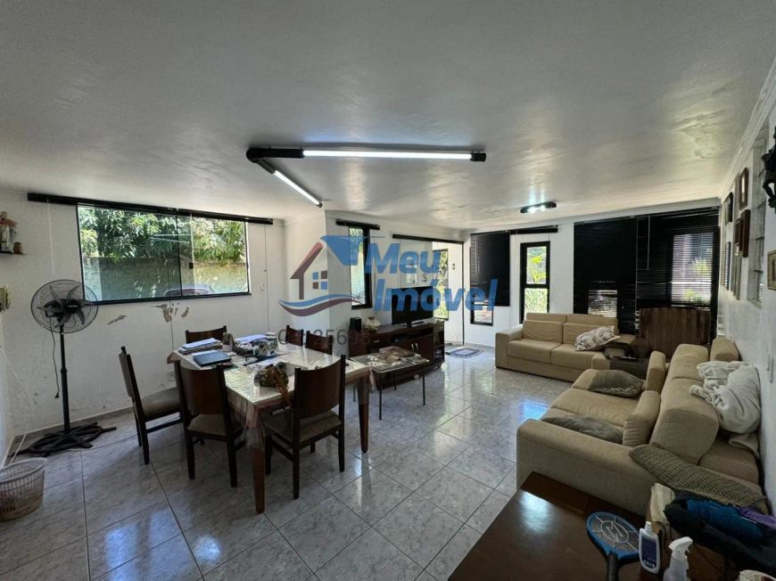 SMT Conj 1 Taguatinga 5 Quartos 6 Vagas 500m² Piscina Churrasqueira Sauna