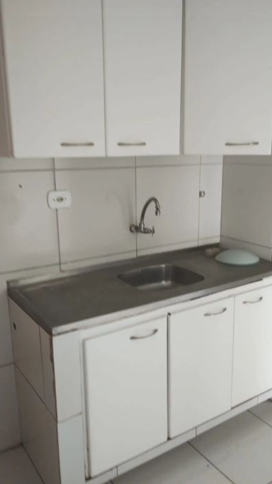 Imóvel para venda possui 90 metros quadrados com 4 quartos