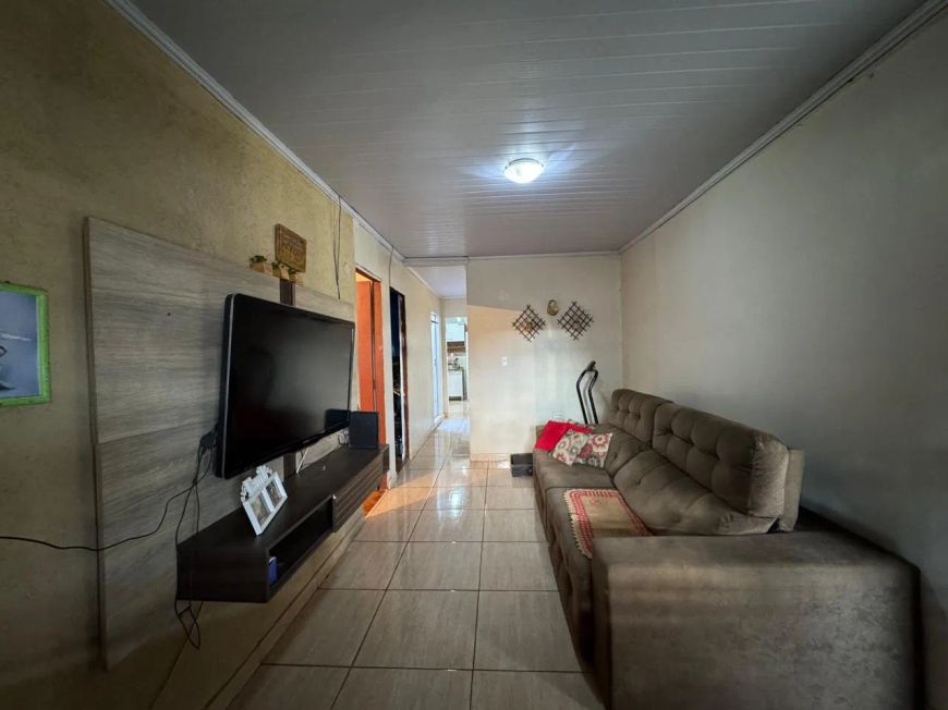 Vendo casa na QNP 32, P SUL, CEILÂNDIA, escriturada, aceita financiamento.