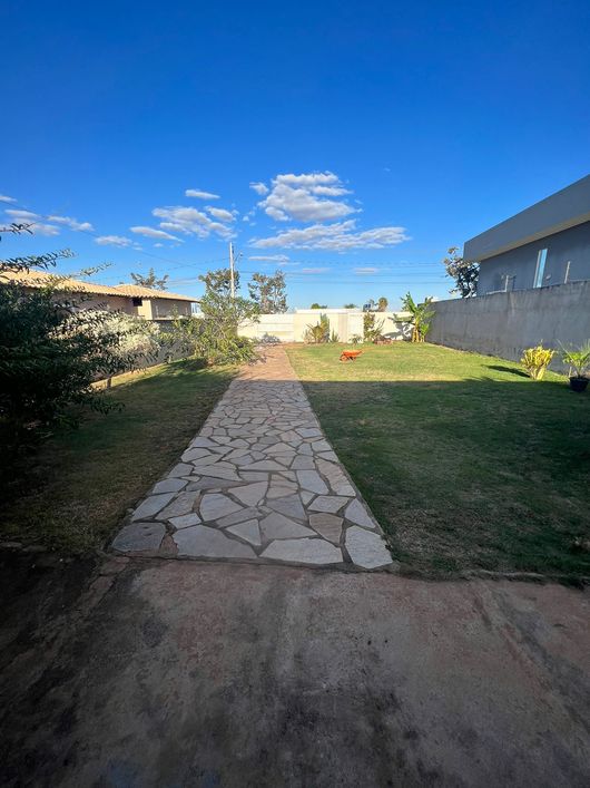 Casa de condomínio térrea para venda tem 125 metros quadrados com 2 quartos