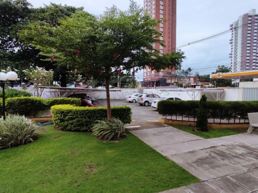 DAVINO - Excelente apartamento com vista mar localizado em Candeias, com 76,11 de área útil.