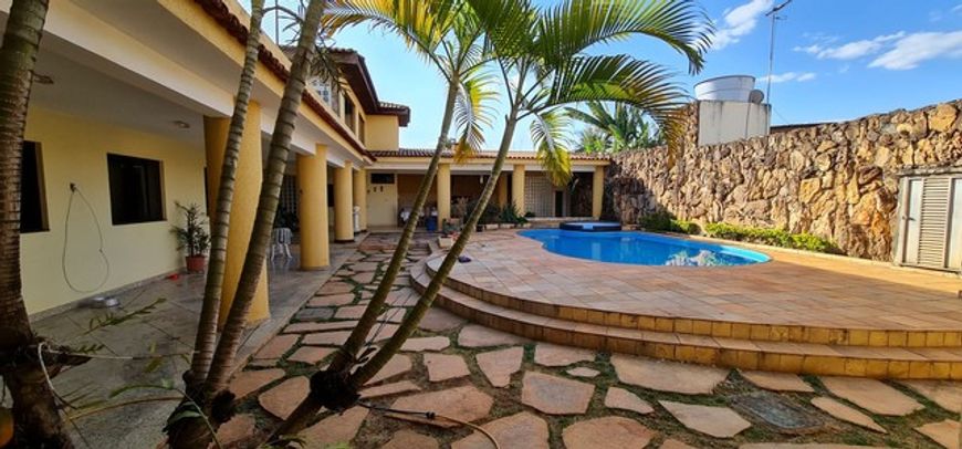 Legalizado c/ escritura sobrado 5 suítes sauna churrasqueira piscina L.1020m2 nascente