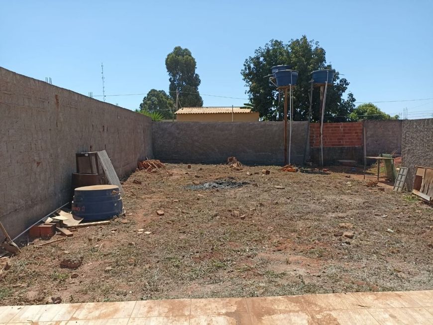 Colônia Agrícola 26 de Setembro - Rua 03-Condomínio das Palmeiras-02 quartos, sendo uma suíte.