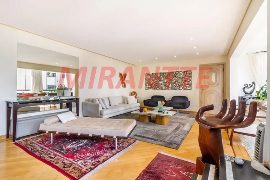 Apartamento de 161m² com 4 quartos em Vila Suzana